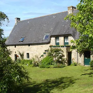 Couette-café Les Chaumières De Kerimel, Ploemel